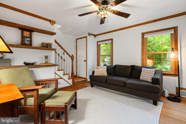 5823 MONTICELLO RD, Alexandria, VA 22303