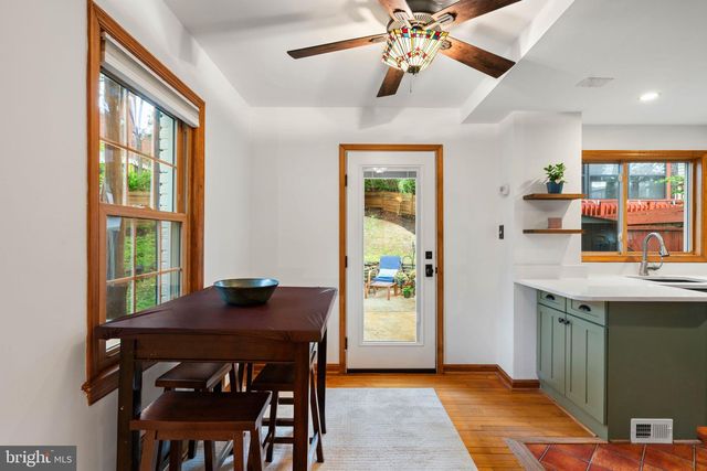 5823 MONTICELLO RD, Alexandria, VA 22303