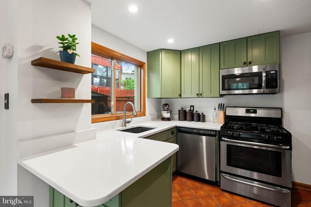 5823 MONTICELLO RD, Alexandria, VA 22303