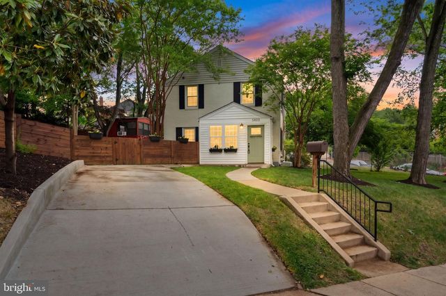 5823 MONTICELLO RD, Alexandria, VA 22303
