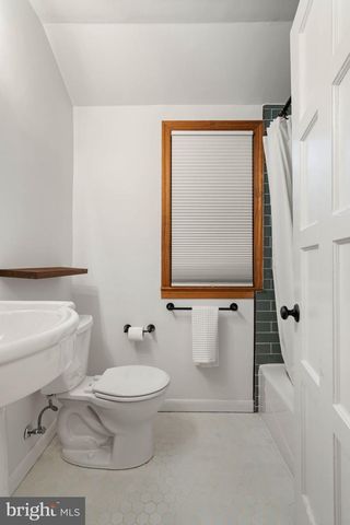 5823 MONTICELLO RD, Alexandria, VA 22303