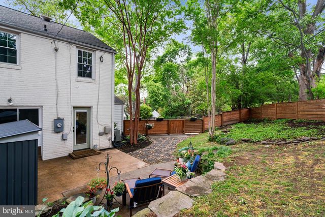 5823 MONTICELLO RD, Alexandria, VA 22303