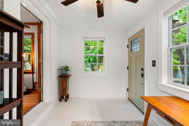 5823 MONTICELLO RD, Alexandria, VA 22303