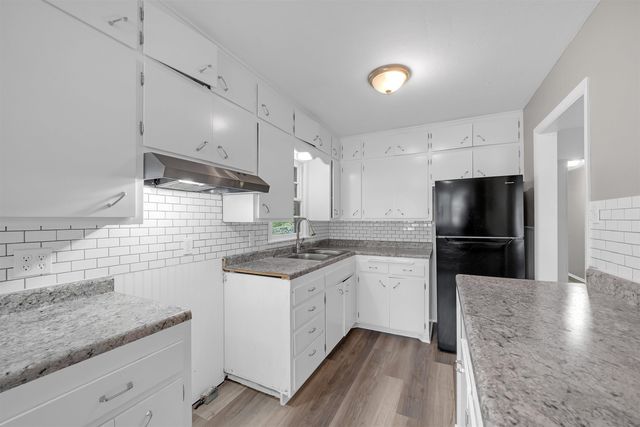 2128 S Wichita St, Wichita, KS 67213