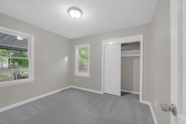 2128 S Wichita St, Wichita, KS 67213