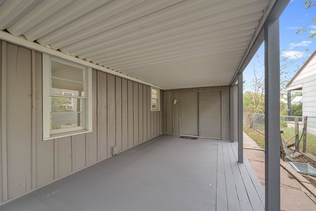 2128 S Wichita St, Wichita, KS 67213