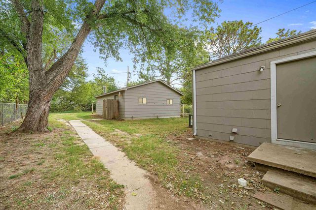 2128 S Wichita St, Wichita, KS 67213