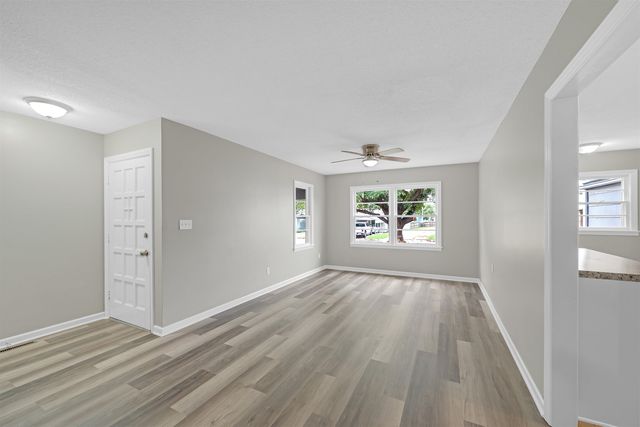 2128 S Wichita St, Wichita, KS 67213