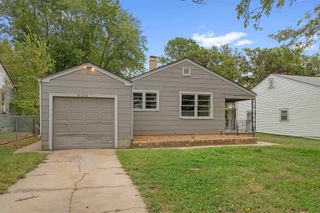2128 S Wichita St, Wichita, KS 67213