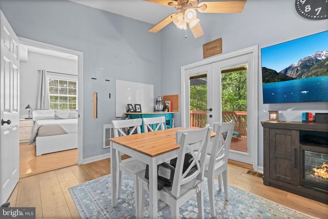 358 WELLS DR, Front Royal, VA 22630