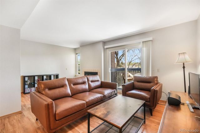 1323 S Cathay Court 202, Aurora, CO 80017