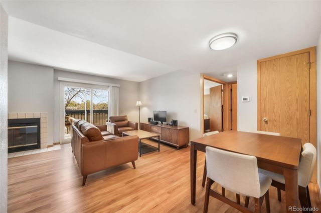 1323 S Cathay Court 202, Aurora, CO 80017