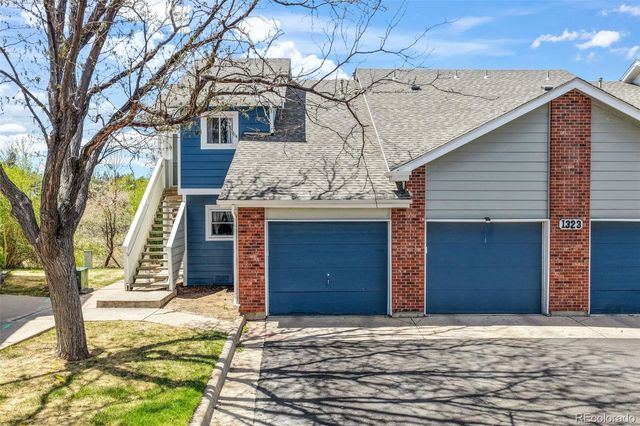 1323 S Cathay Court 202, Aurora, CO 80017