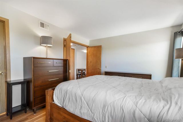 1323 S Cathay Court 202, Aurora, CO 80017