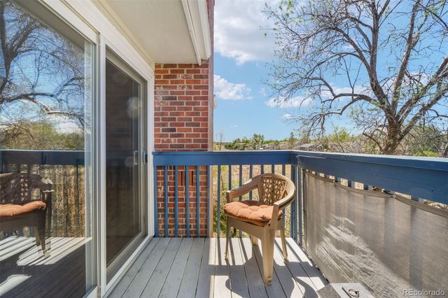 1323 S Cathay Court 202, Aurora, CO 80017