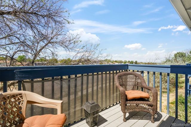 1323 S Cathay Court 202, Aurora, CO 80017