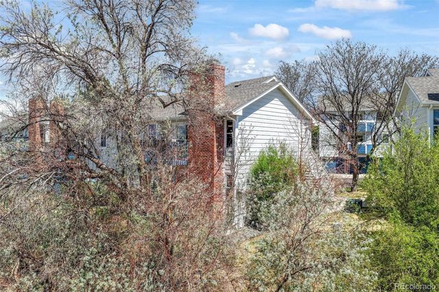 1323 S Cathay Court 202, Aurora, CO 80017