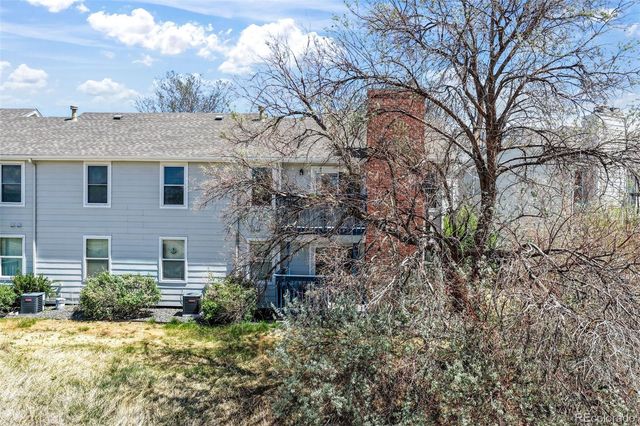 1323 S Cathay Court 202, Aurora, CO 80017