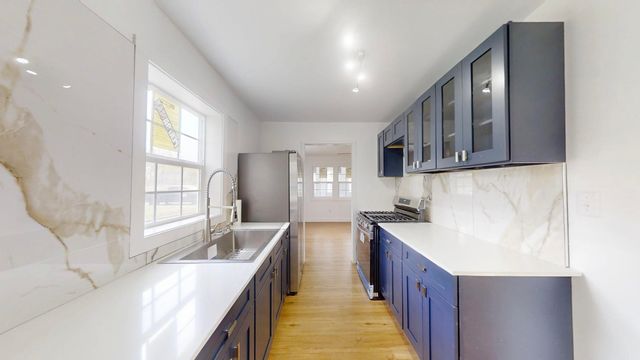 907 Central Avenue, Gary, IN 46407