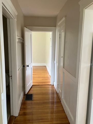4 Loring Street 1, Worcester, MA 01606
