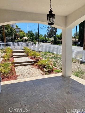 10303 Pinyon Avenue, Tujunga, CA 91042