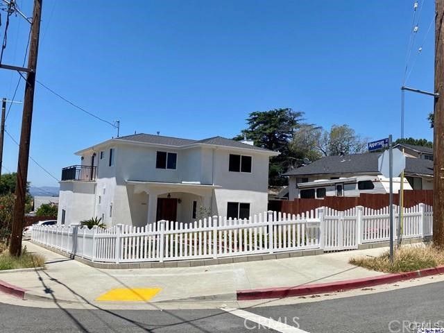 10303 Pinyon Avenue, Tujunga, CA 91042