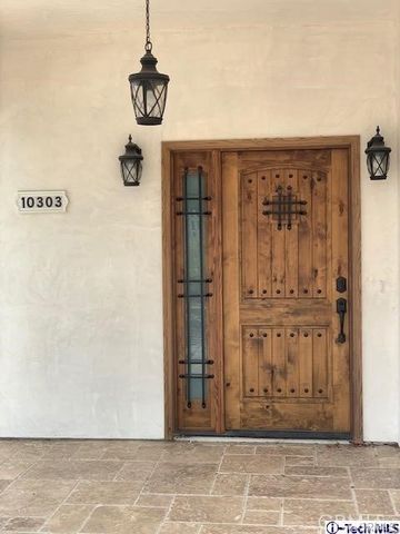 10303 Pinyon Avenue, Tujunga, CA 91042