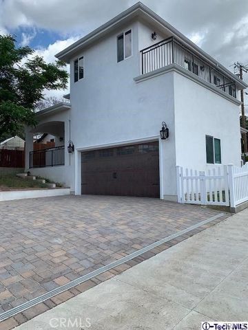 10303 Pinyon Avenue, Tujunga, CA 91042