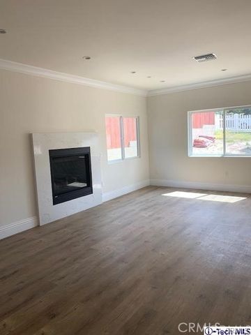 10303 Pinyon Avenue, Tujunga, CA 91042