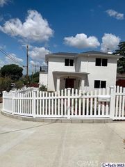10303 Pinyon Avenue, Tujunga, CA 91042