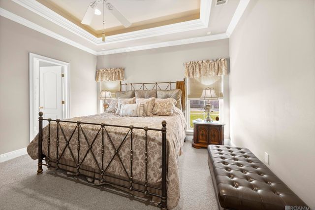 12538 Deerfield Dr, Walker, LA 70785