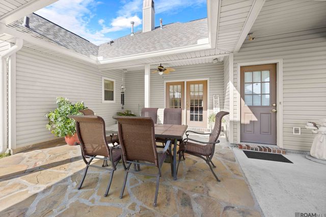 12538 Deerfield Dr, Walker, LA 70785