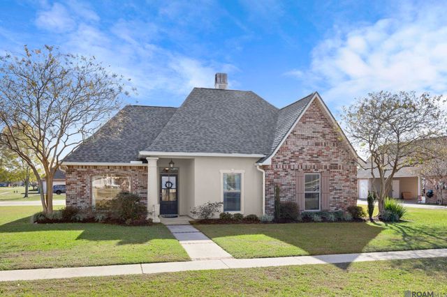 12538 Deerfield Dr, Walker, LA 70785