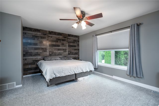 272 Barrington Court, Marion, IA 52302