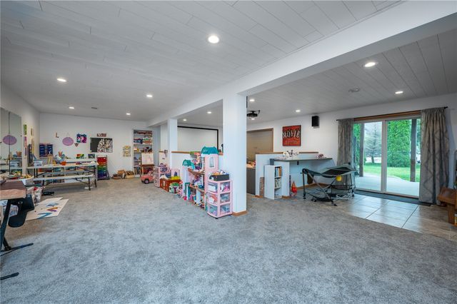 272 Barrington Court, Marion, IA 52302