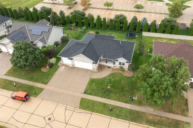 272 Barrington Court, Marion, IA 52302