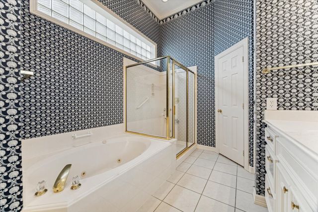 6607 Queensclub Drive, Houston, TX 77069