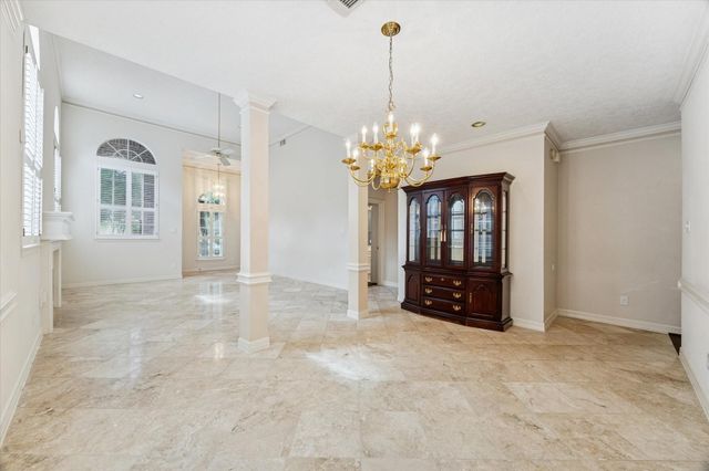 6607 Queensclub Drive, Houston, TX 77069