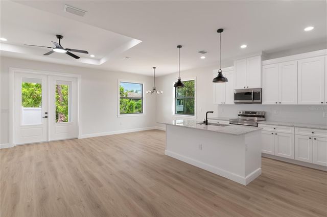 923 CUMBERLAND ROAD, Venice, FL 34293
