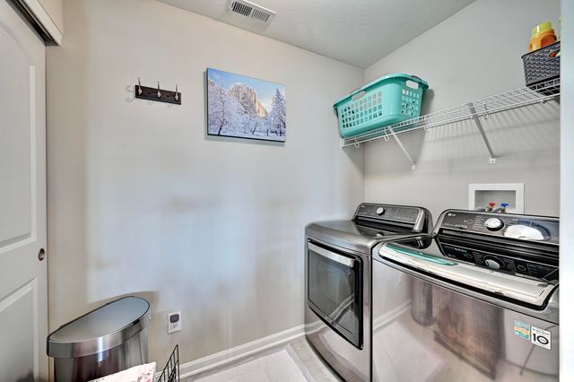 2186 Siena Avenue, Covington, KY 41017