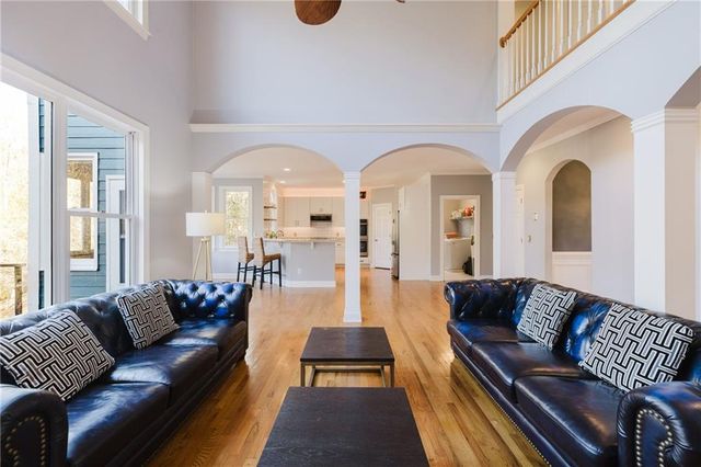 5020 Hickory Hills Drive, Woodstock, GA 30188