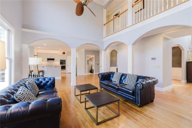 5020 Hickory Hills Drive, Woodstock, GA 30188