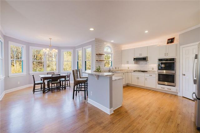 5020 Hickory Hills Drive, Woodstock, GA 30188