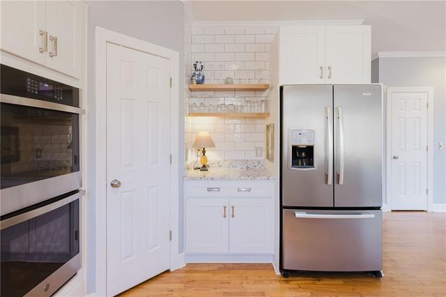 5020 Hickory Hills Drive, Woodstock, GA 30188