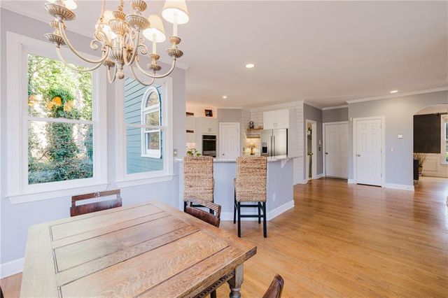 5020 Hickory Hills Drive, Woodstock, GA 30188