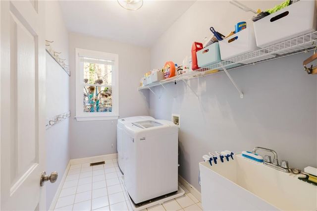 5020 Hickory Hills Drive, Woodstock, GA 30188