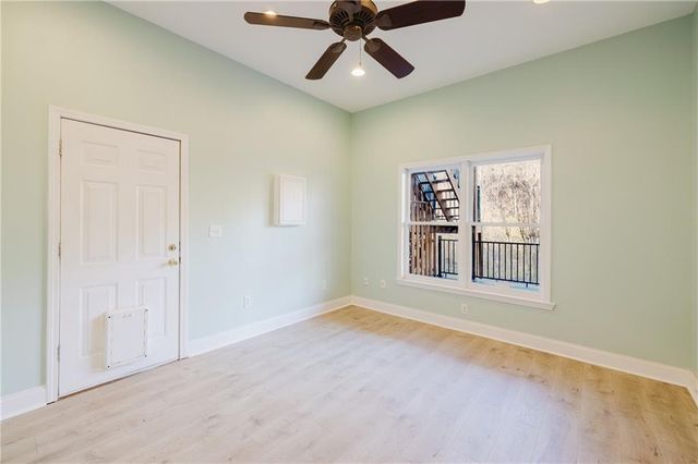 5020 Hickory Hills Drive, Woodstock, GA 30188