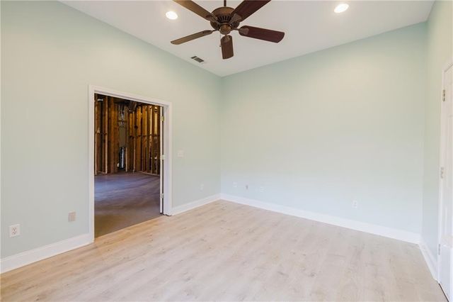 5020 Hickory Hills Drive, Woodstock, GA 30188