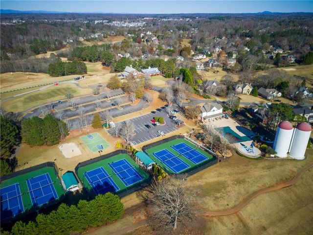 5020 Hickory Hills Drive, Woodstock, GA 30188