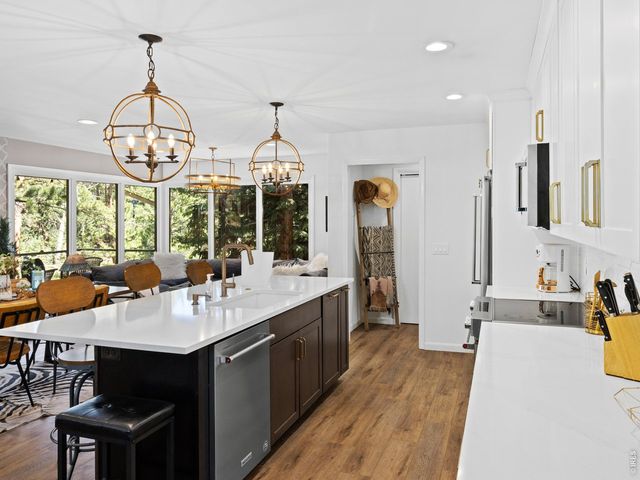 330 Fall River Ln, Estes Park, CO 80517